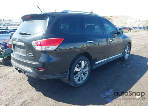 2014 Nissan Pathfinder Platinum z USA, uszkodzony, nr VIN 5N1AR2MM1EC644658